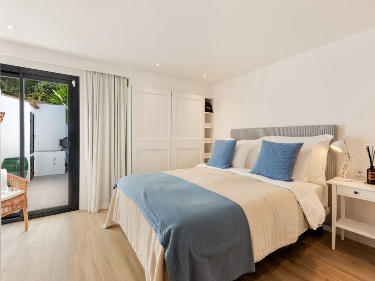 Town House for Sale in Sierra Blanca, Malaga 18