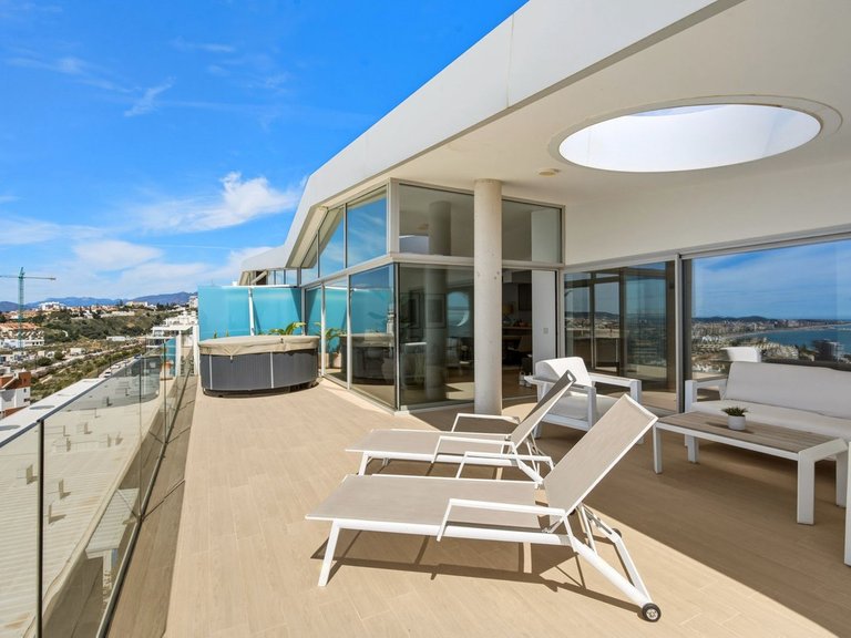 Apartment for Sale in Fuengirola, Malaga 25