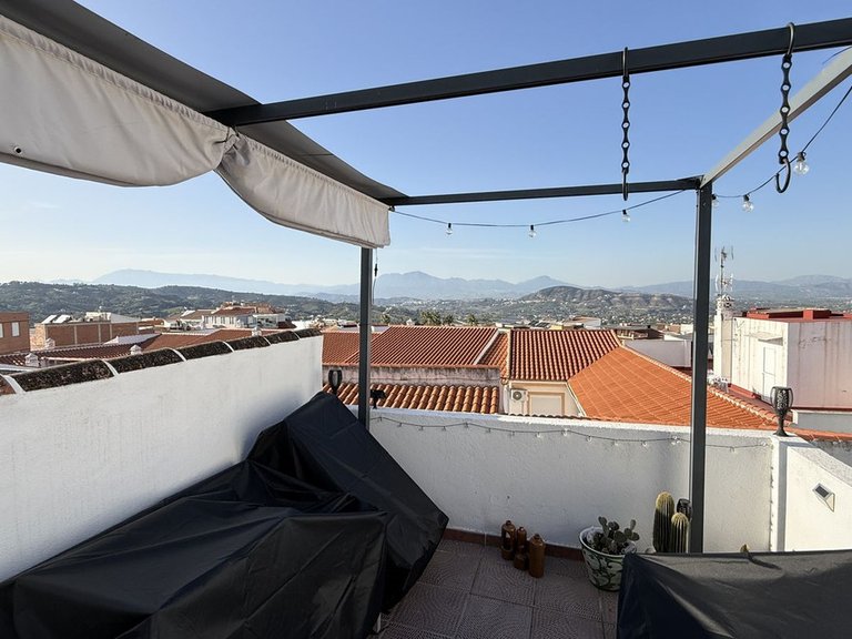 Villa for Sale in Alhaurín El Grande, Malaga 1