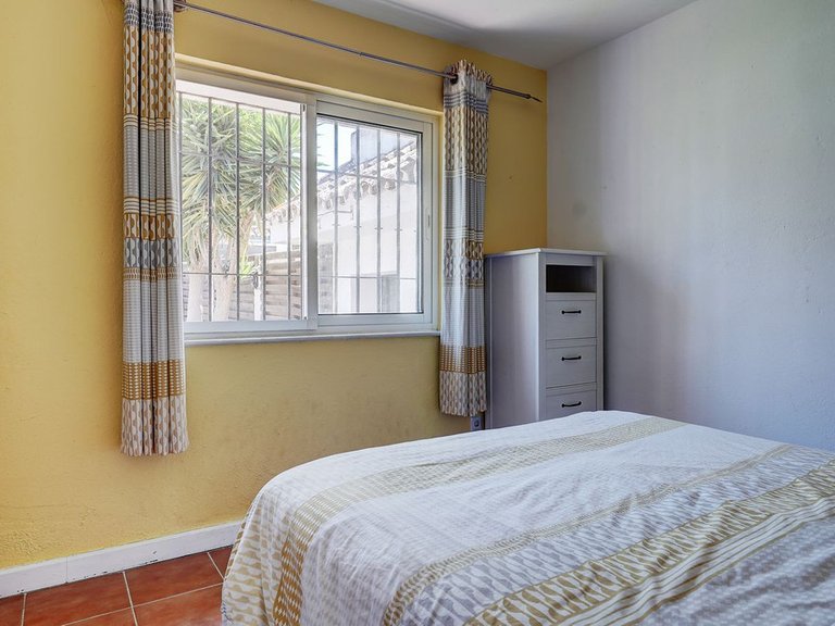 Villa for Sale in Sierrezuela, Malaga 13