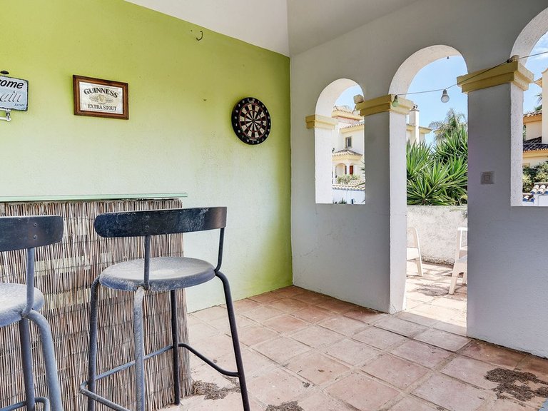 Villa for Sale in Sierrezuela, Malaga 20