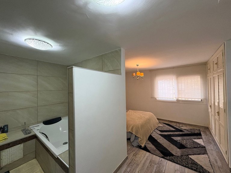 Villa for Sale in Estepona, Malaga 9