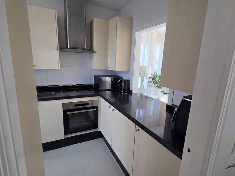 Apartment for Sale in Inland Riviera Del Sol, Malaga 4