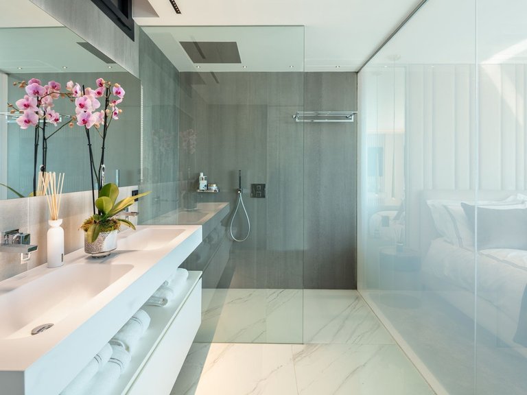 Apartment for Sale in Puerto Banús, Malaga 8