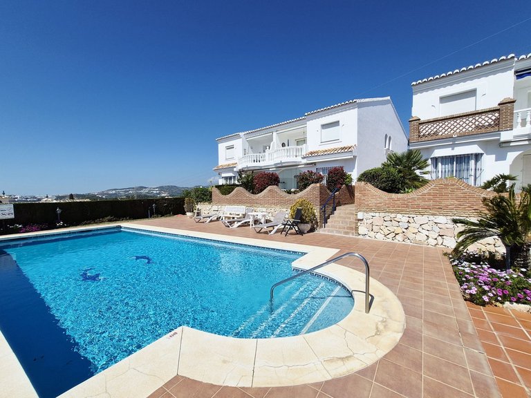 Apartment for Sale in El Chaparral, Malaga 1