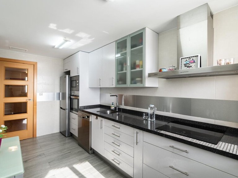 Apartment for Sale in Benalmadena, Malaga 10