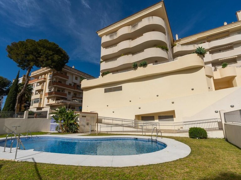 Apartment for Sale in Benalmadena, Malaga 18