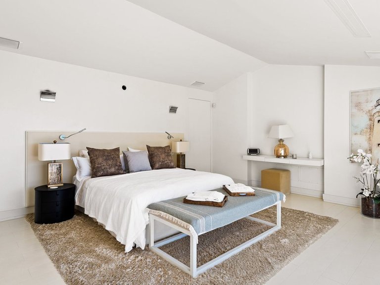 Villa for Sale in The Golden Mile, Malaga 22