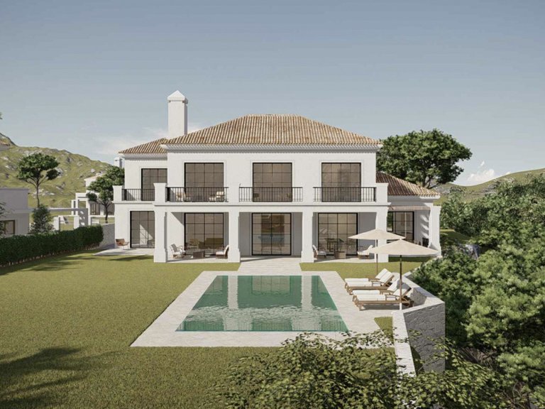 Plot for Sale in Benahavís, Malaga 1