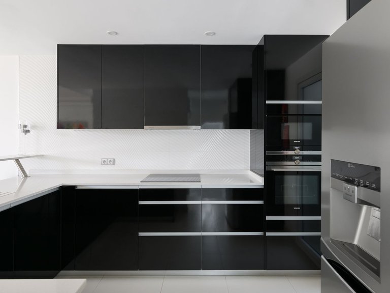 Villa for Sale in The Golden Mile, Malaga 13
