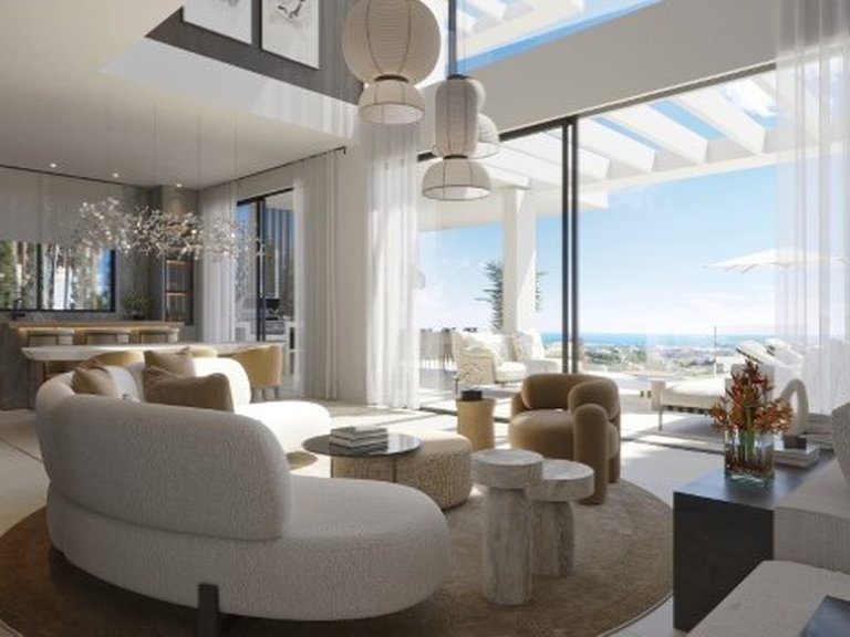 Villa for Sale in New Golden Mile, Malaga 10