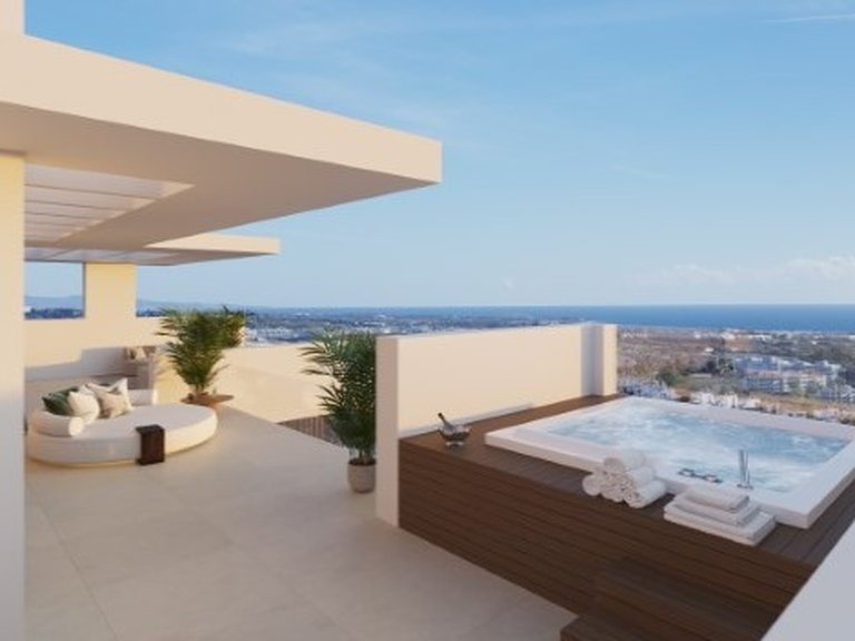 Villa for Sale in New Golden Mile, Malaga 19