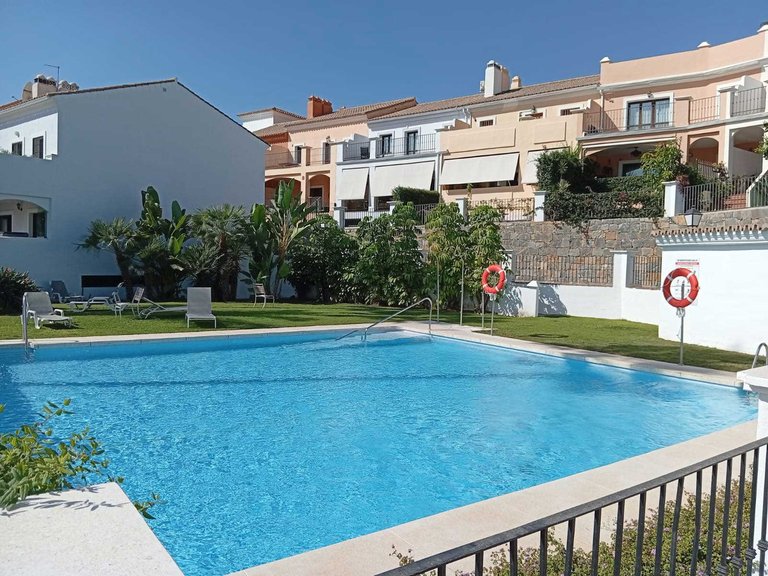 Villa for Sale in El Paraiso, Malaga 9