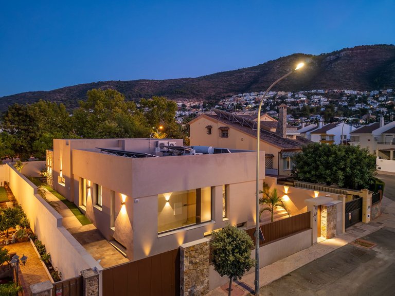 Villa for Sale in Alhaurín De La Torre, Malaga 15