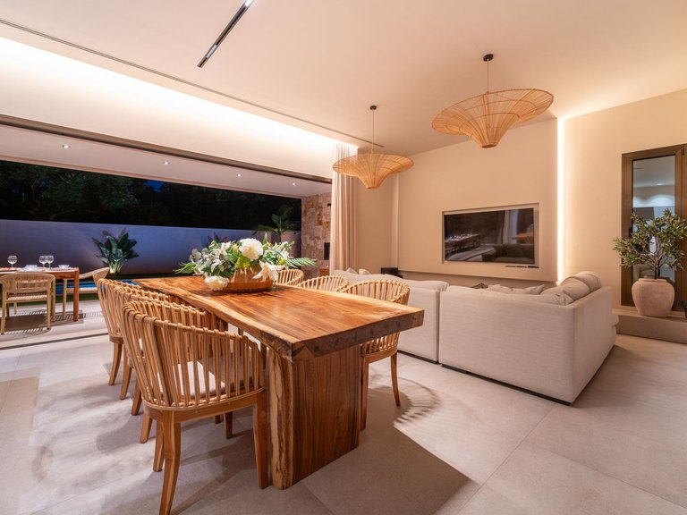 Villa for Sale in Alhaurín De La Torre, Malaga 25