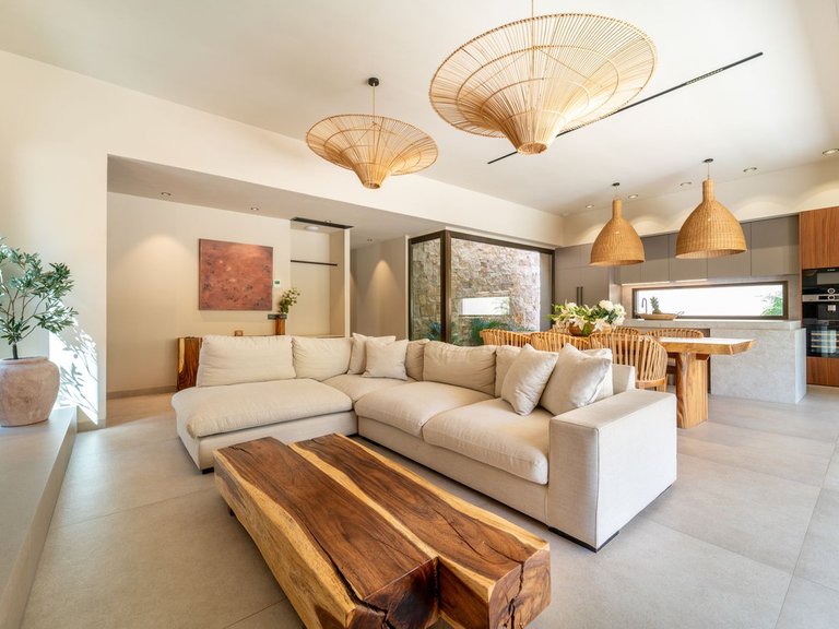 Villa for Sale in Alhaurín De La Torre, Malaga 58