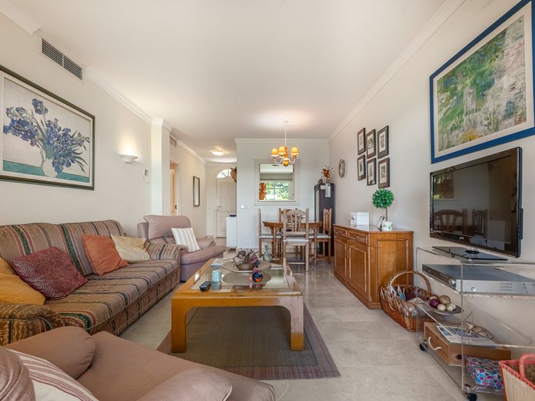 Apartment for Sale in Nueva Andalucía, Malaga 11