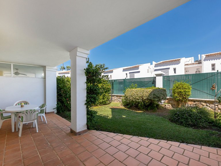 Apartment for Sale in Nueva Andalucía, Malaga 2