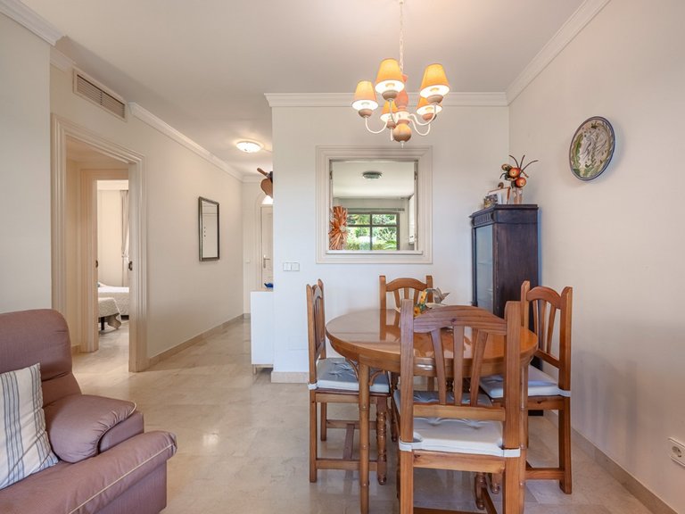 Apartment for Sale in Nueva Andalucía, Malaga 23