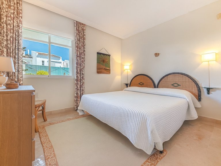 Apartment for Sale in Nueva Andalucía, Malaga 5