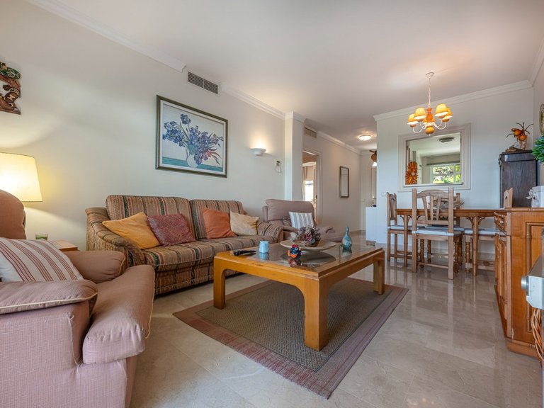 Apartment for Sale in Nueva Andalucía, Malaga 8