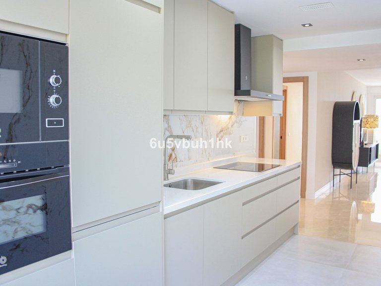 Apartment for Sale in Marbella, Malaga 12