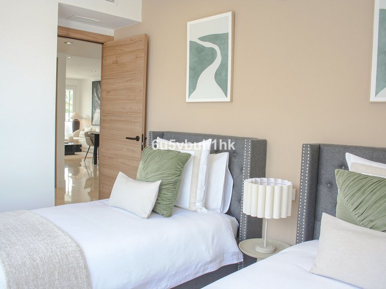 Apartment for Sale in Marbella, Malaga 14