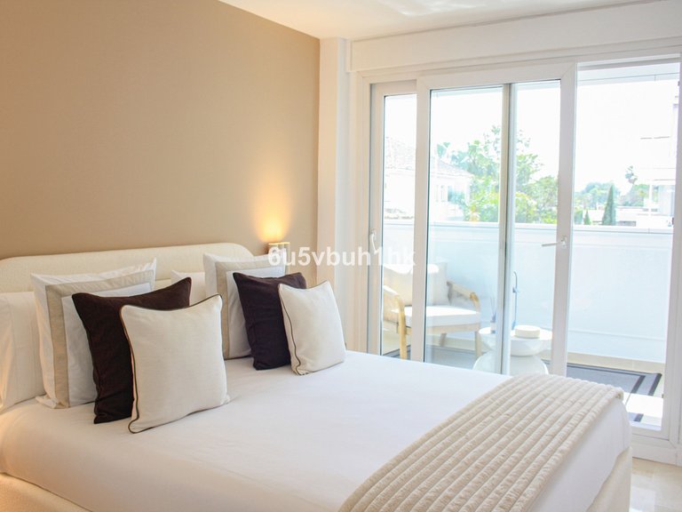 Apartment for Sale in Marbella, Malaga 28
