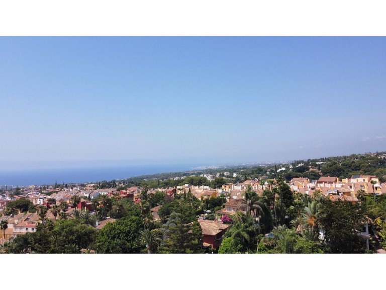 Villa for Sale in Marbella, Malaga 12