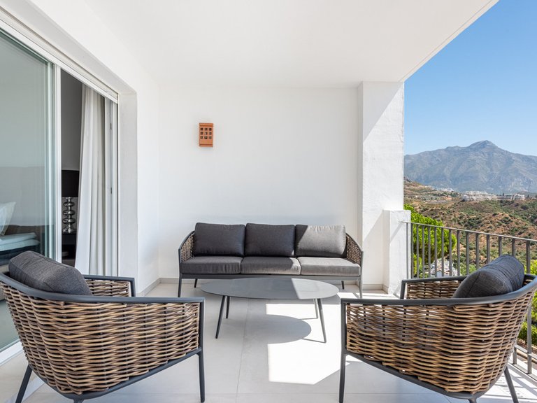 Apartment for Sale in La Quinta, Malaga 18