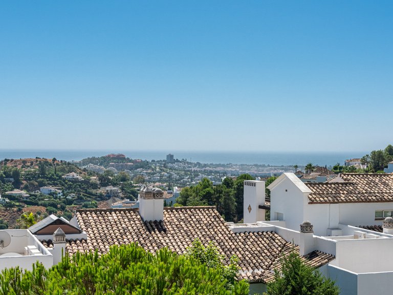 Apartment for Sale in La Quinta, Malaga 22