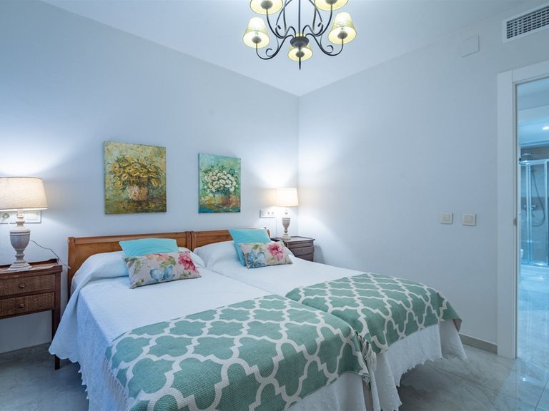 Apartment for Sale in Malagueta, Malaga 16