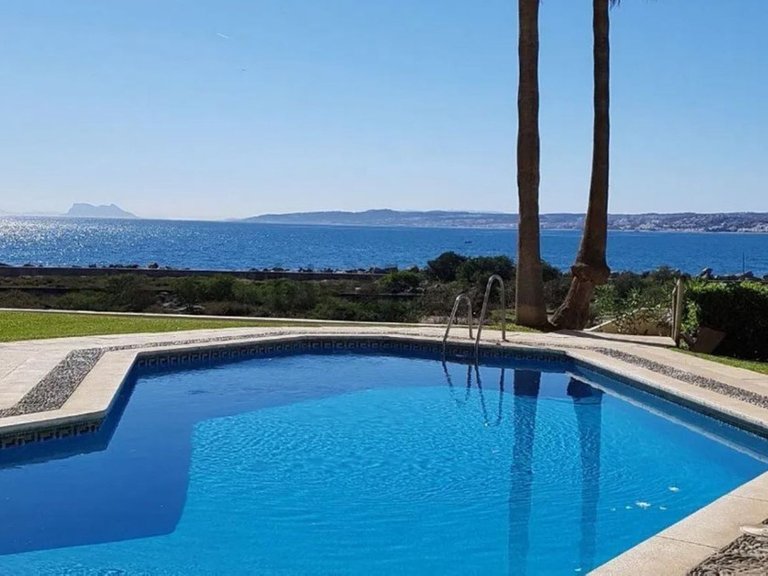 Apartment for Sale in Estepona, Malaga 1