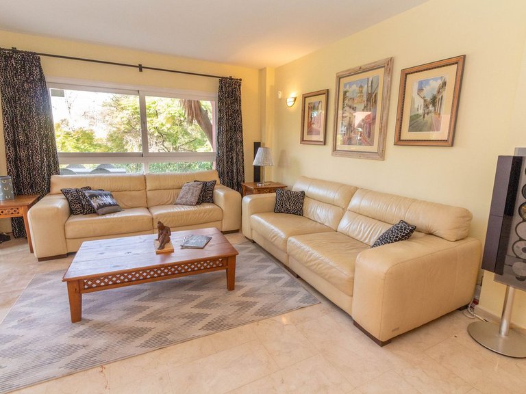 Apartment for Sale in Elviria, Malaga 11