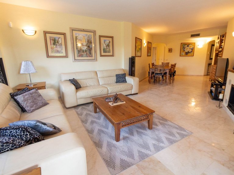 Apartment for Sale in Elviria, Malaga 9
