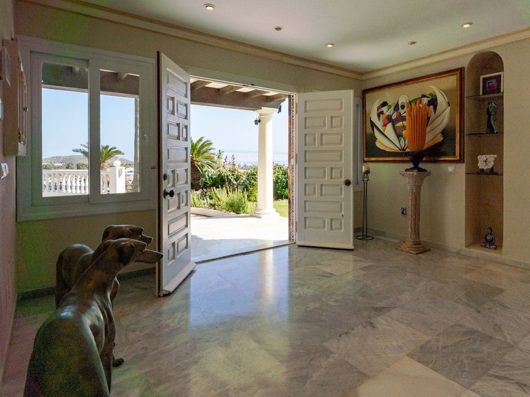 Villa for Sale in Mijas Costa, Malaga 14