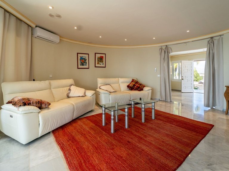 Villa for Sale in Mijas Costa, Malaga 16