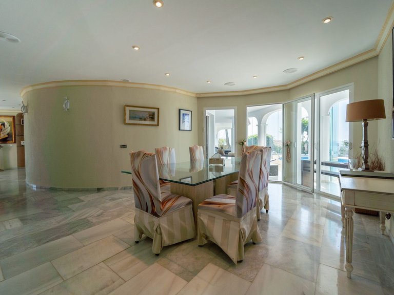 Villa for Sale in Mijas Costa, Malaga 38