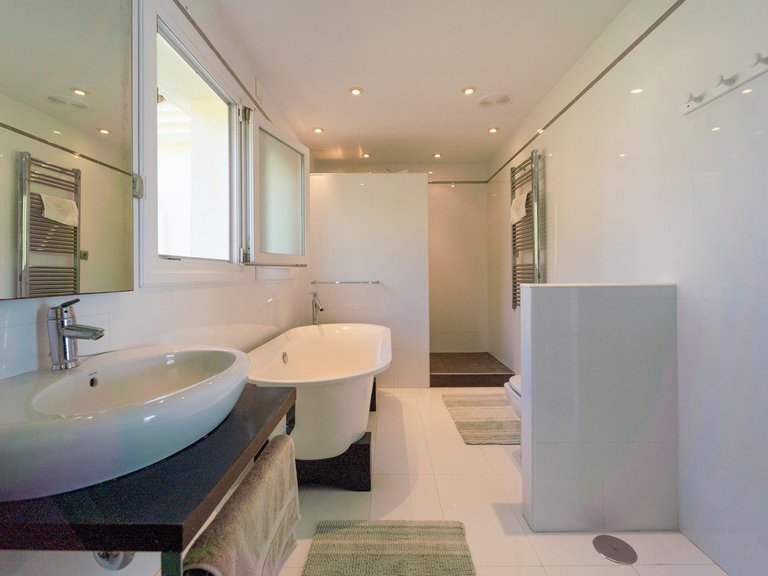 Villa for Sale in Mijas Costa, Malaga 46