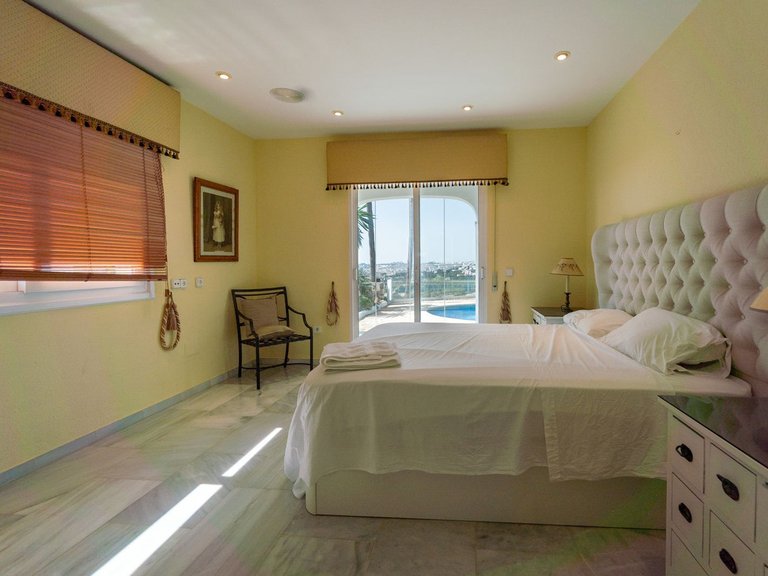 Villa for Sale in Mijas Costa, Malaga 64