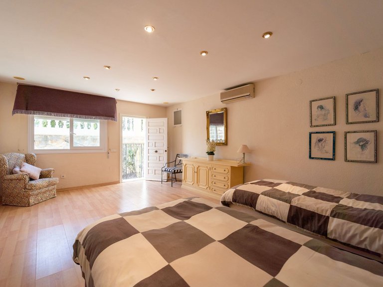 Villa for Sale in Mijas Costa, Malaga 75