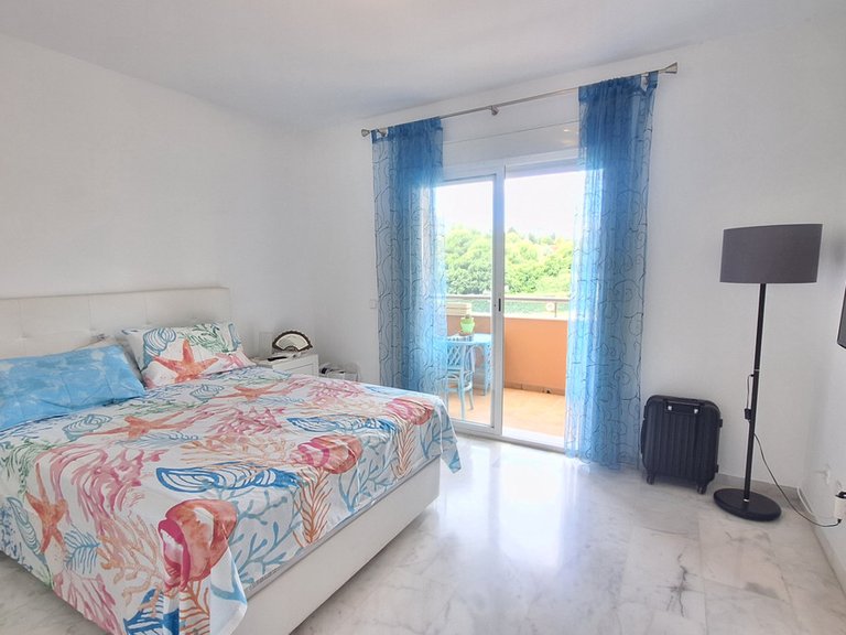 Apartment for Sale in Estepona, Malaga 8