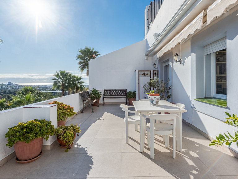 Apartment for Sale in La Quinta, Malaga 2