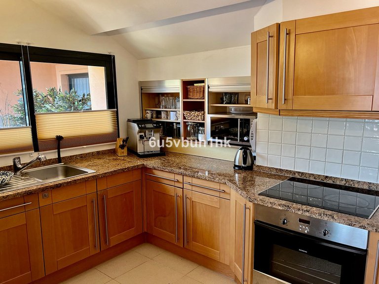 Apartment for Sale in Calahonda, Malaga 15