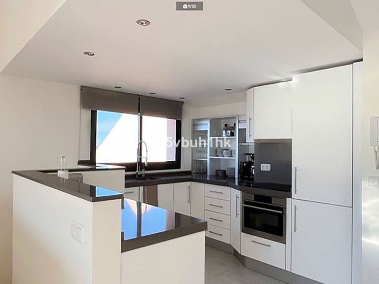 Apartment for Sale in Calahonda, Malaga 16
