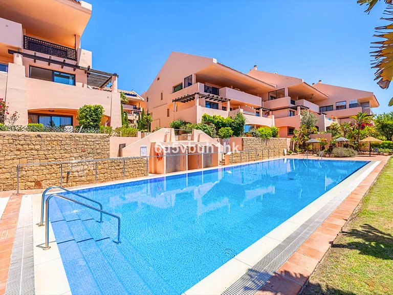 Apartment for Sale in Calahonda, Malaga 18