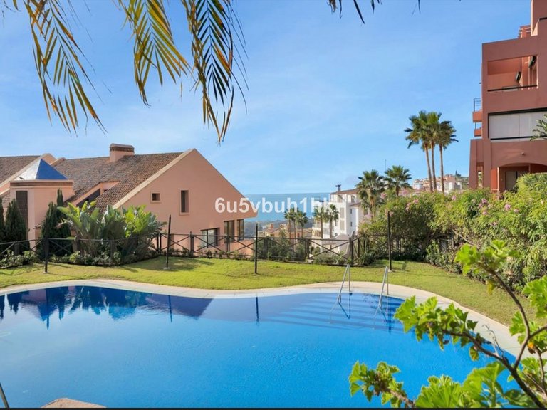 Apartment for Sale in Calahonda, Malaga 20