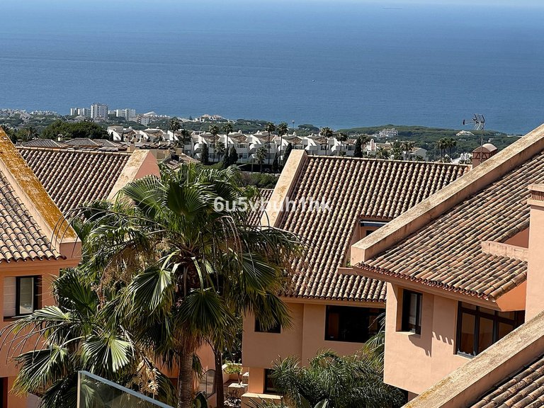 Apartment for Sale in Calahonda, Malaga 23