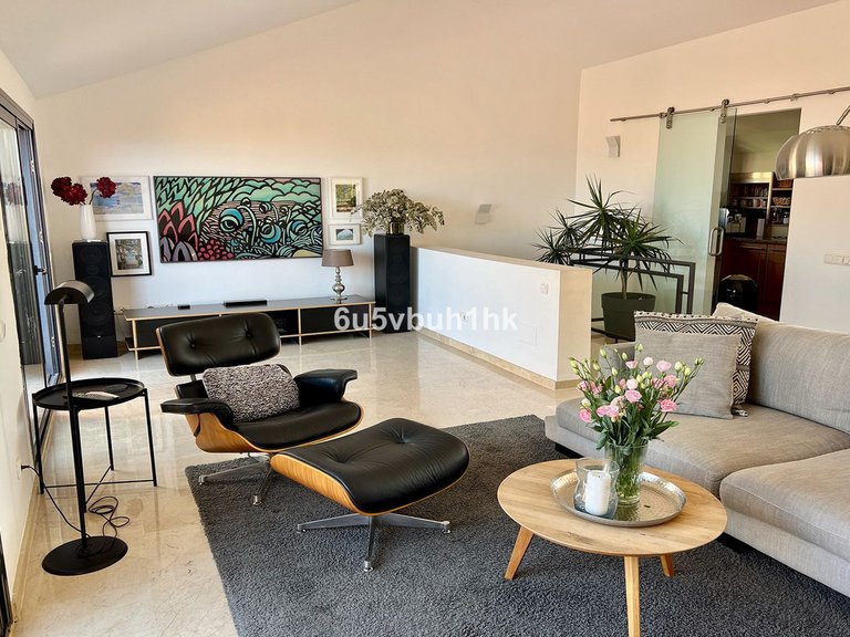 Apartment for Sale in Calahonda, Malaga 5