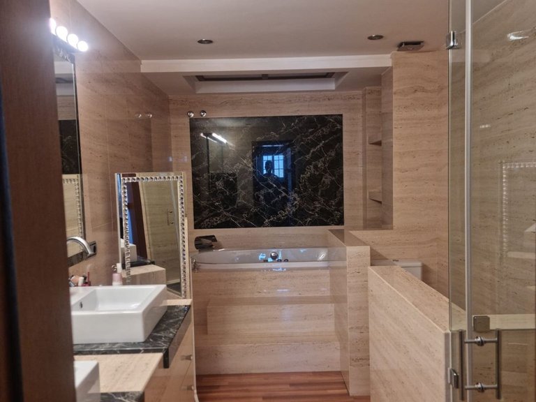Villa for Sale in Estepona, Malaga 11